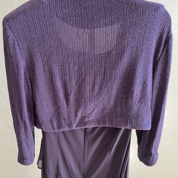 Purple mother of the bride formal long dress and matching crop jacket . - Picture 4 of 10